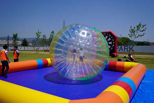zorbball-airpool